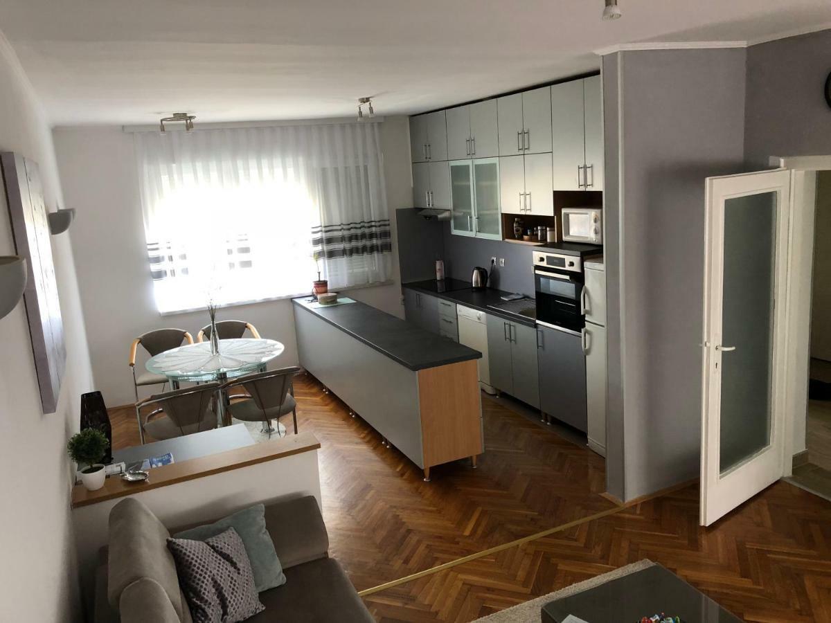 Apartman Korzo Osijek Apartment Exterior foto